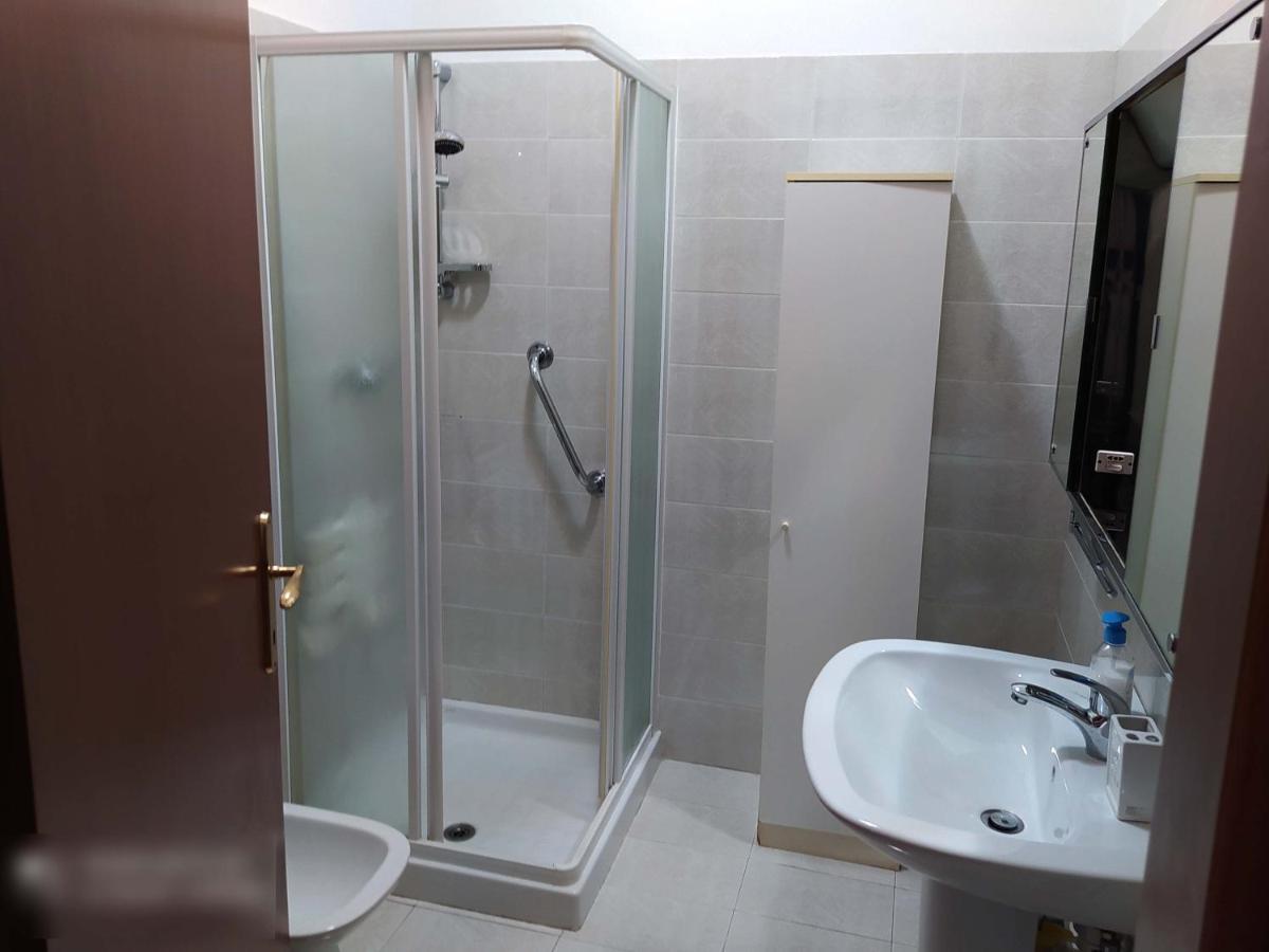 Hotel Stanza Con Bagno Ed Accesso Privati Triest Zewnętrze zdjęcie